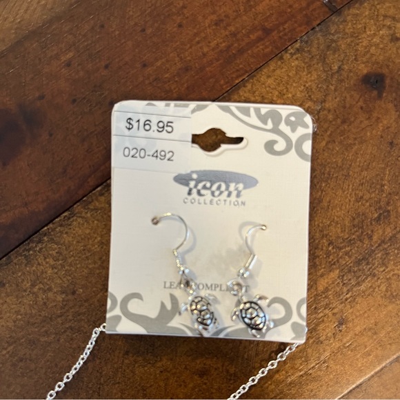 Icon Collection Turtle Necklace and Earrings set, unopened. - Picture 3 of 3